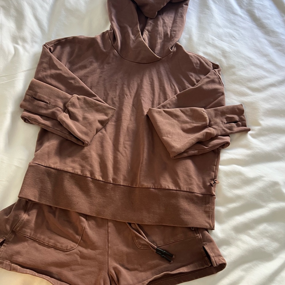 Target sweatsuit shorts